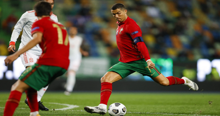 老爱德华时代vs斯利法直播_高清在线老爱德华时代vs斯利法直播_老爱德华时代vs斯利法直播免费高清无插件-24直播